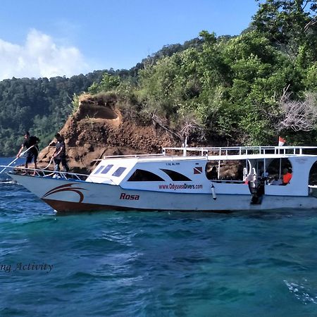 Cocotinos Lembeh A Boutique Dive Lodge Bitung Ngoại thất bức ảnh