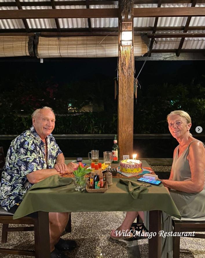 Cocotinos Lembeh A Boutique Dive Lodge Bitung Ngoại thất bức ảnh